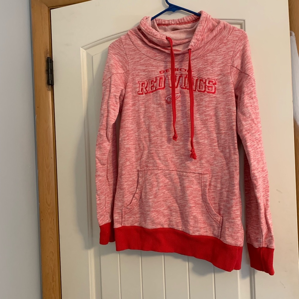 Red Wings long sweater